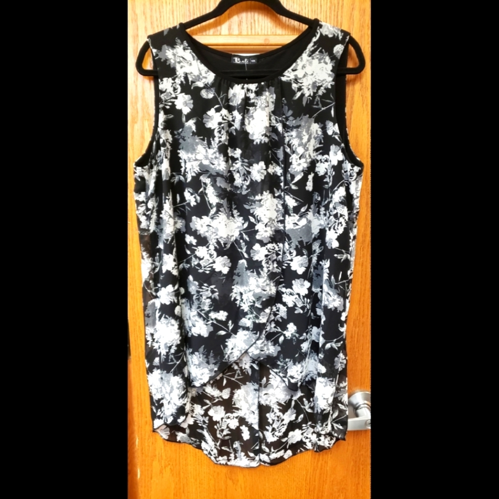 NWT - High-Low Flowing Tunic